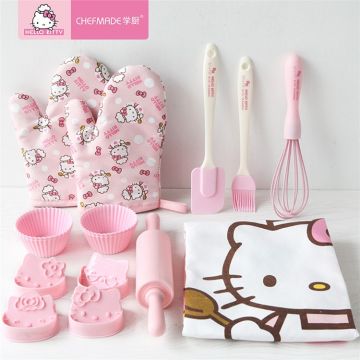 Set cadou Pro for Kids - cu licenta HELLO KITTY CHEFMADE - 8 accesorii